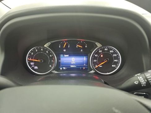 Used 2023 GMC Acadia SLE w/ Driver Convenience Package image 25