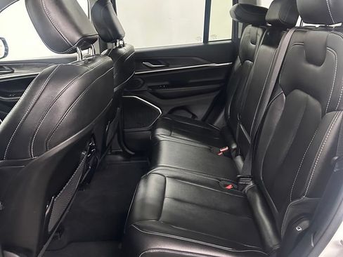 Used 2023 Jeep Grand Cherokee 4WD 4xe image 26