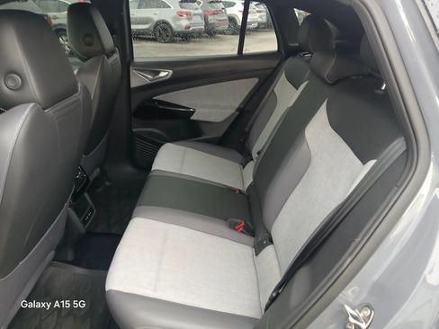 Used 2023 Volkswagen ID.4 Pro RWD image 13