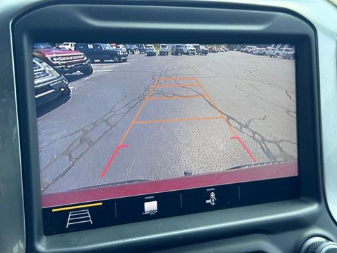 Used 2019 Chevrolet Silverado 1500 LT Trail Boss AWD/4WD image 11