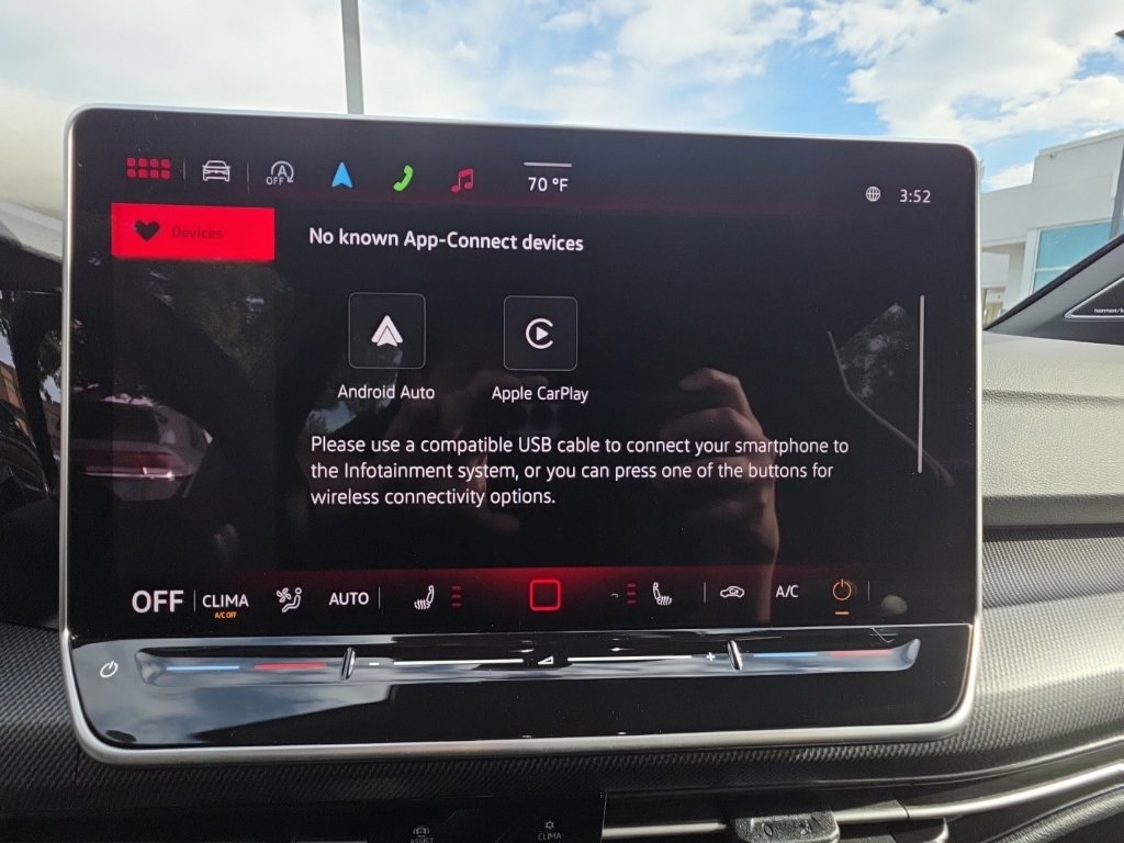 New 2026 Volkswagen GTI SE FWD image 17