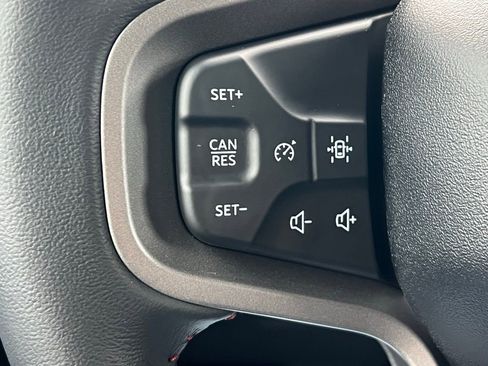 Used 2025 Ford Bronco Heritage Edition image 36