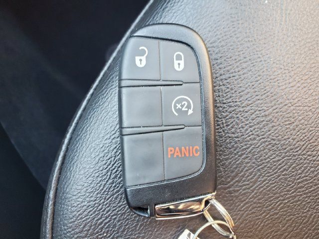 Certified 2025 Jeep Compass Limited AWD/4WD image 28