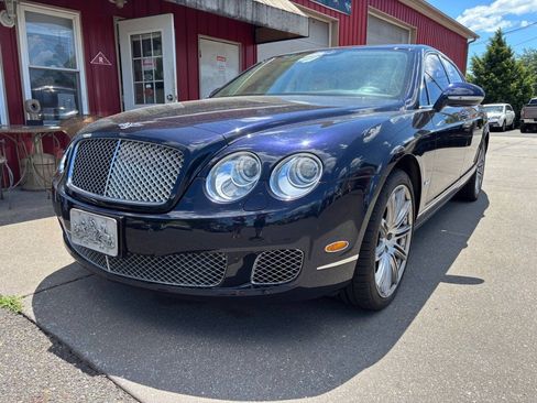 Used 2011 Bentley Flying Spur Flying Spur AWD/4WD image 2
