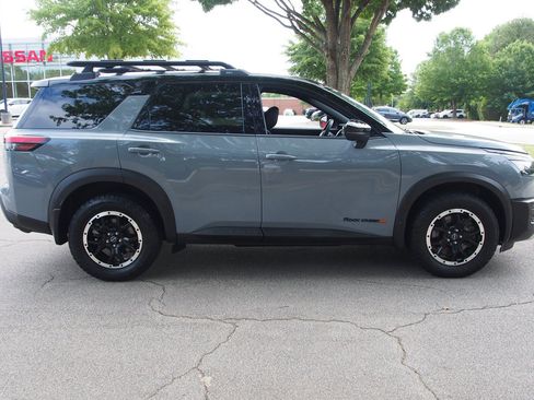 Used 2023 Nissan Pathfinder Rock Creek AWD/4WD image 8