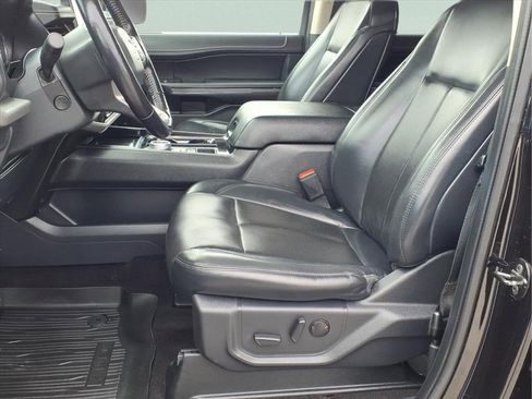 Used 2022 Ford Expedition Max XLT image 14