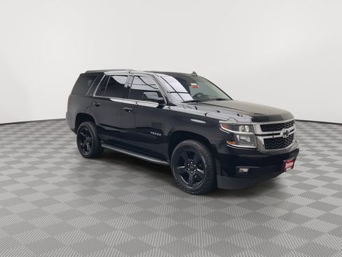 Used 2017 Chevrolet Tahoe LT w/ LT Midnight Edition AWD/4WD image 37