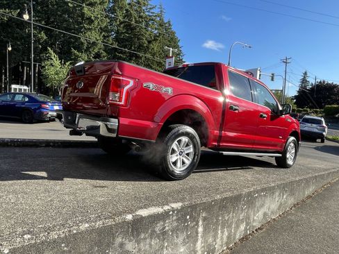 Used 2016 Ford F150 XLT AWD/4WD image 7