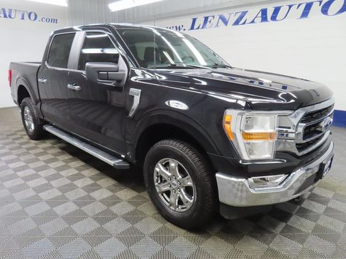 Used 2023 Ford F150 XLT w/ XTR Package image 3