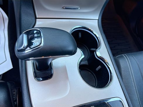 Used 2014 Jeep Grand Cherokee Limited image 18