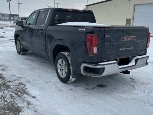 Used 2023 GMC Sierra 1500 SLE image 5