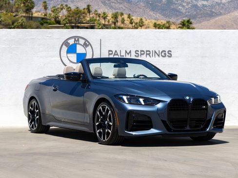 Used 2025 BMW M440i Convertible w/ Premium Package RWD image 2