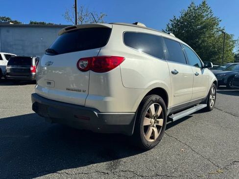 Used 2011 Chevrolet Traverse LT w/ All-Star Package AWD/4WD image 5