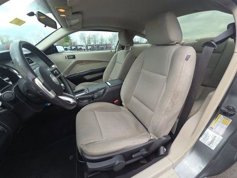 Used 2010 Ford Mustang Premium image 19