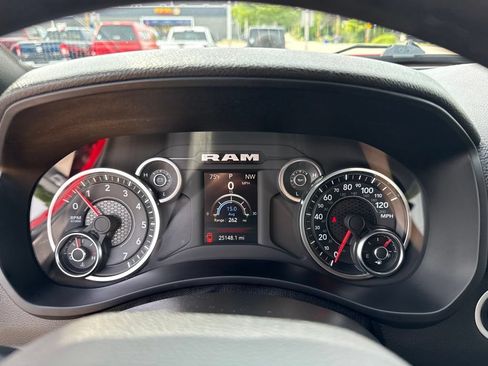 Certified 2024 RAM 2500 Tradesman w/ Chrome Appearance Group AWD/4WD image 11