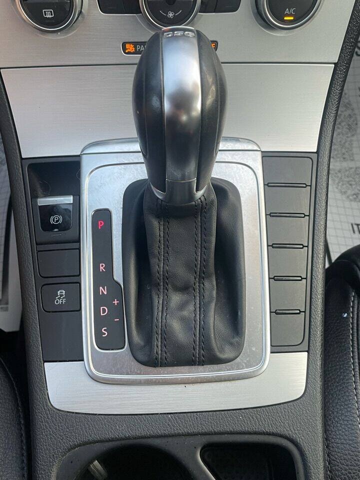 Used 2014 Volkswagen CC Sport FWD image 35