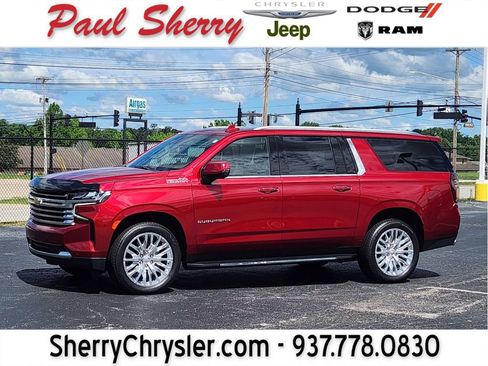 Used 2024 Chevrolet Suburban High Country AWD/4WD image 1