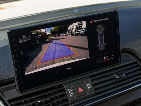 Used 2025 Audi Q5 2.0T Premium image 20