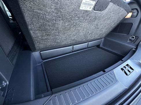 New 2026 Ford Explorer Platinum image 59