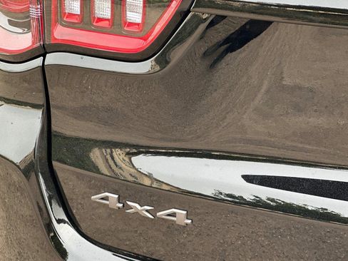 New 2026 Jeep Compass Latitude image 6
