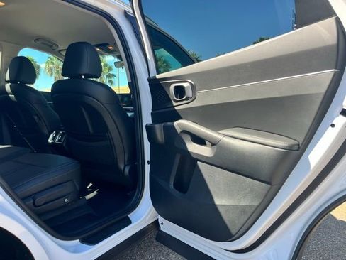 New 2026 Kia Sorento S FWD image 19