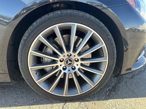 Used 2017 Mercedes-Benz S 550 Sedan image 9