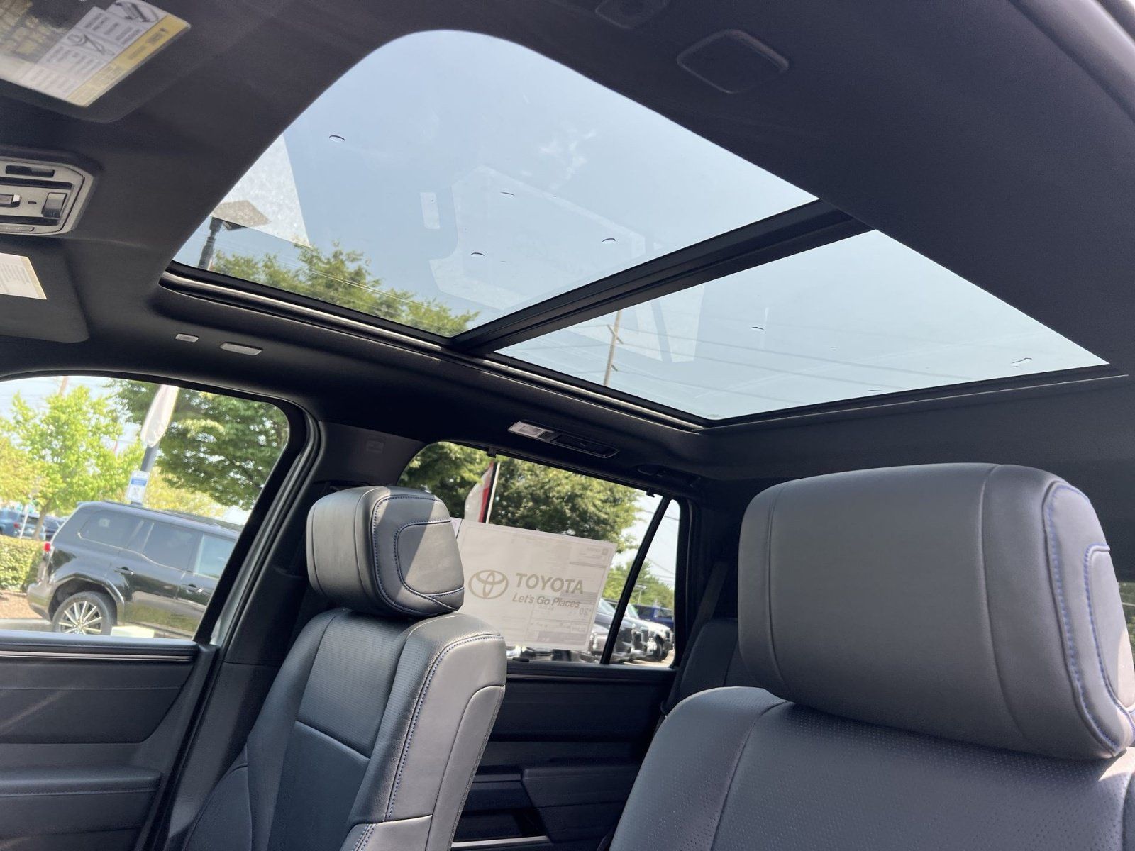 New 2026 Toyota Sequoia Platinum AWD/4WD image 24