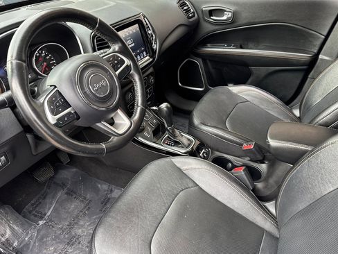 Used 2020 Jeep Compass Limited w/ Safety & Security Group image 4