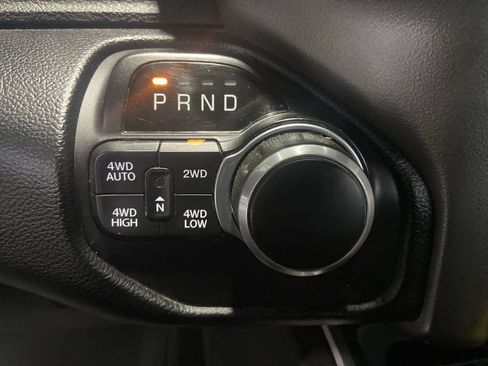 Used 2020 RAM 1500 Big Horn AWD/4WD image 16