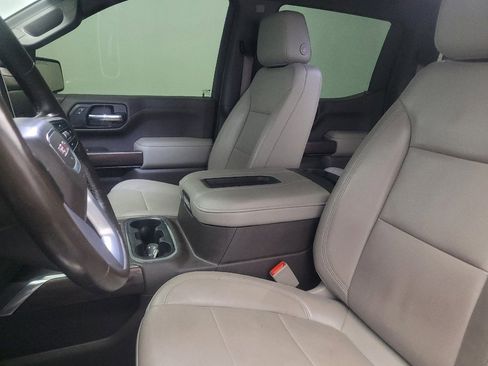 Used 2019 GMC Sierra 1500 SLT w/ SLT Premium Plus Package RWD image 17