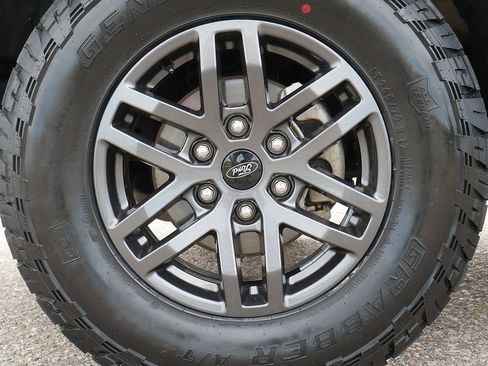 Used 2022 Ford Ranger Lariat w/ Tremor Off-Road Package AWD/4WD image 73