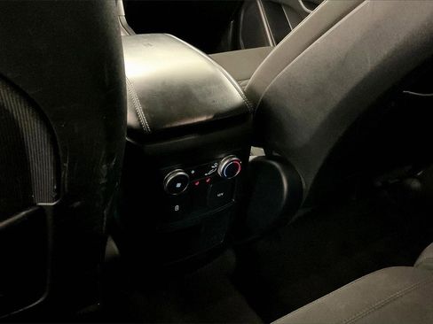 Used 2020 Ford Explorer XLT w/ Cold Weather Package image 10