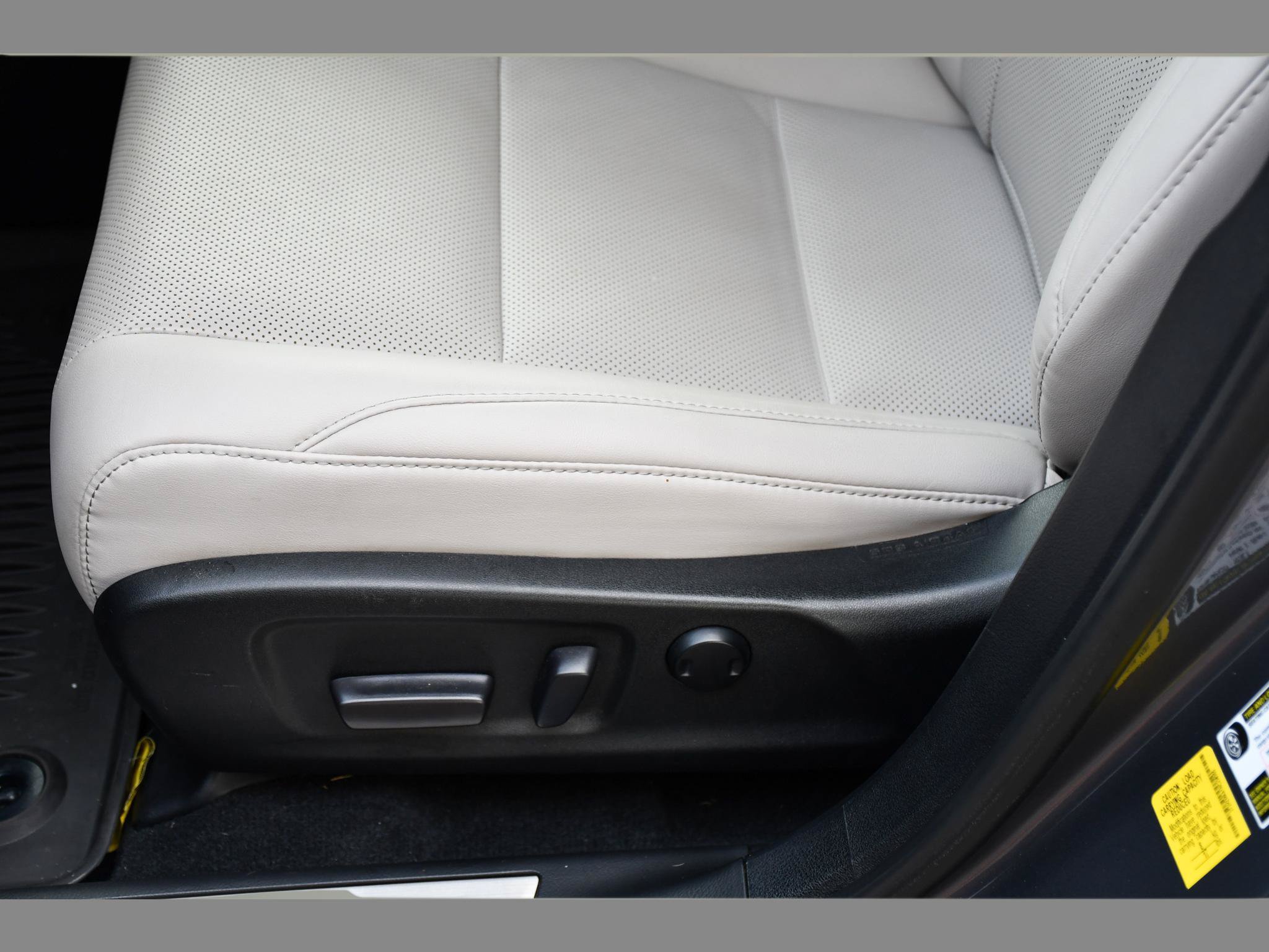 Used 2022 Lexus RX 350 FWD w/ Premium Package image 31