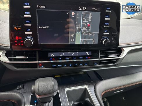 Used 2022 Toyota Sienna XSE image 20