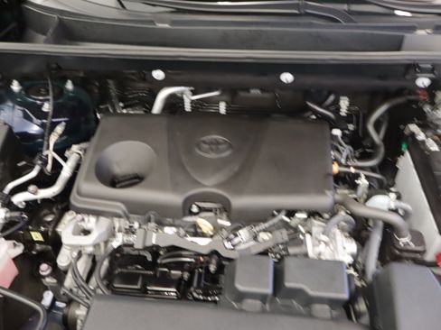 Used 2024 Toyota RAV4 XLE image 29