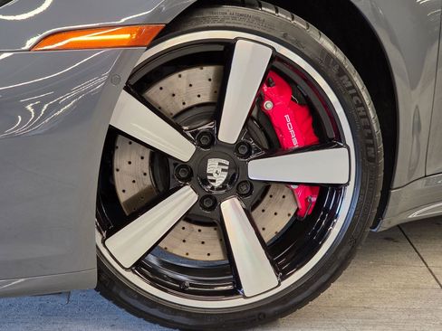Certified 2025 Porsche 911 Carrera S image 24