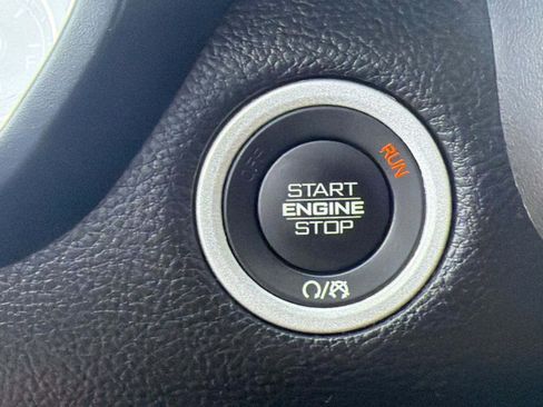 Used 2025 RAM 1500 Lone Star AWD/4WD image 18