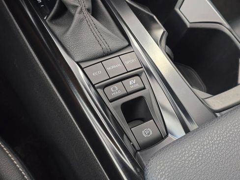 Certified 2025 Toyota Camry SE AWD/4WD image 26