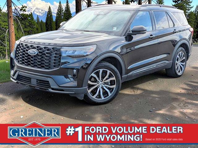 Certified 2025 Ford Explorer ST-Line AWD/4WD image 1