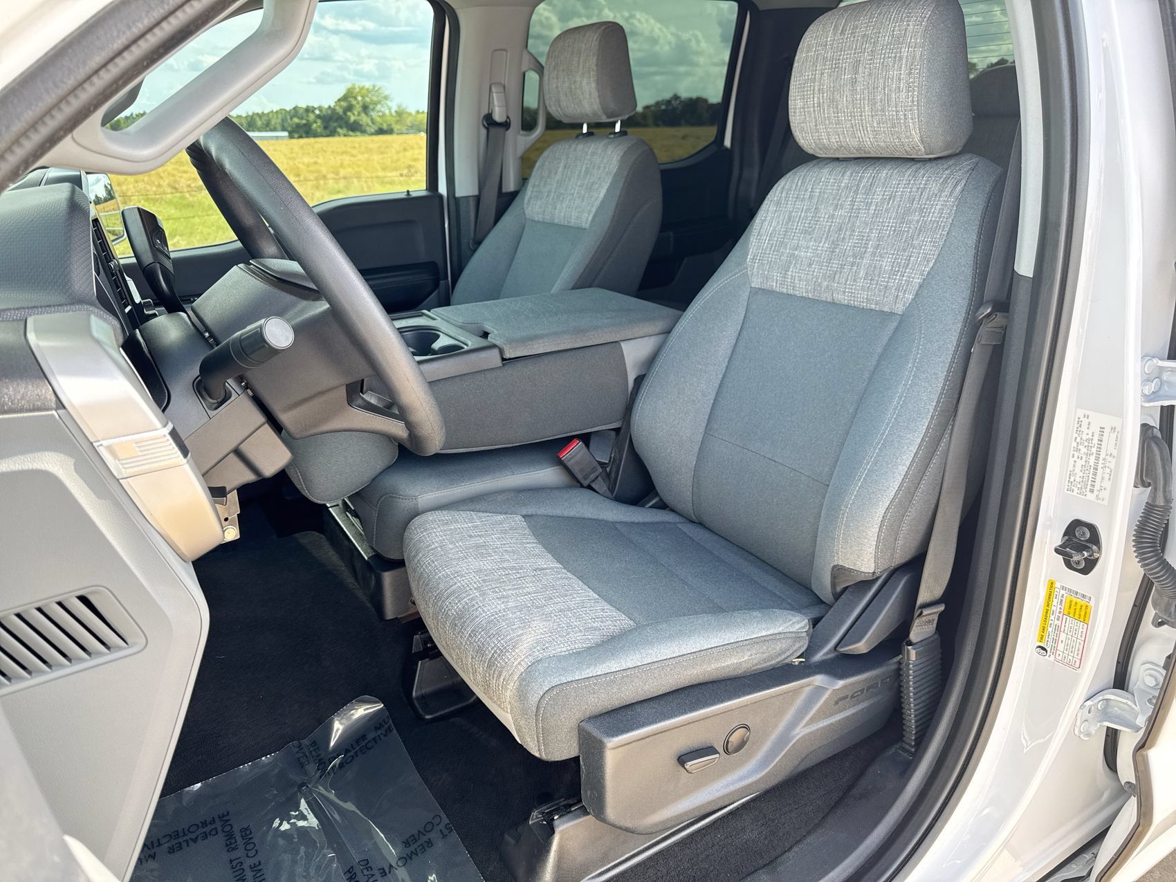 Used 2023 Ford F150 XLT AWD/4WD image 11