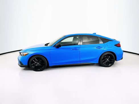 Used 2023 Honda Civic Sport image 4