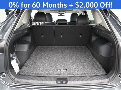 New 2026 Volkswagen Tiguan SE image 12