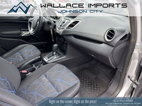 Used 2012 Ford Fiesta SES FWD image 33
