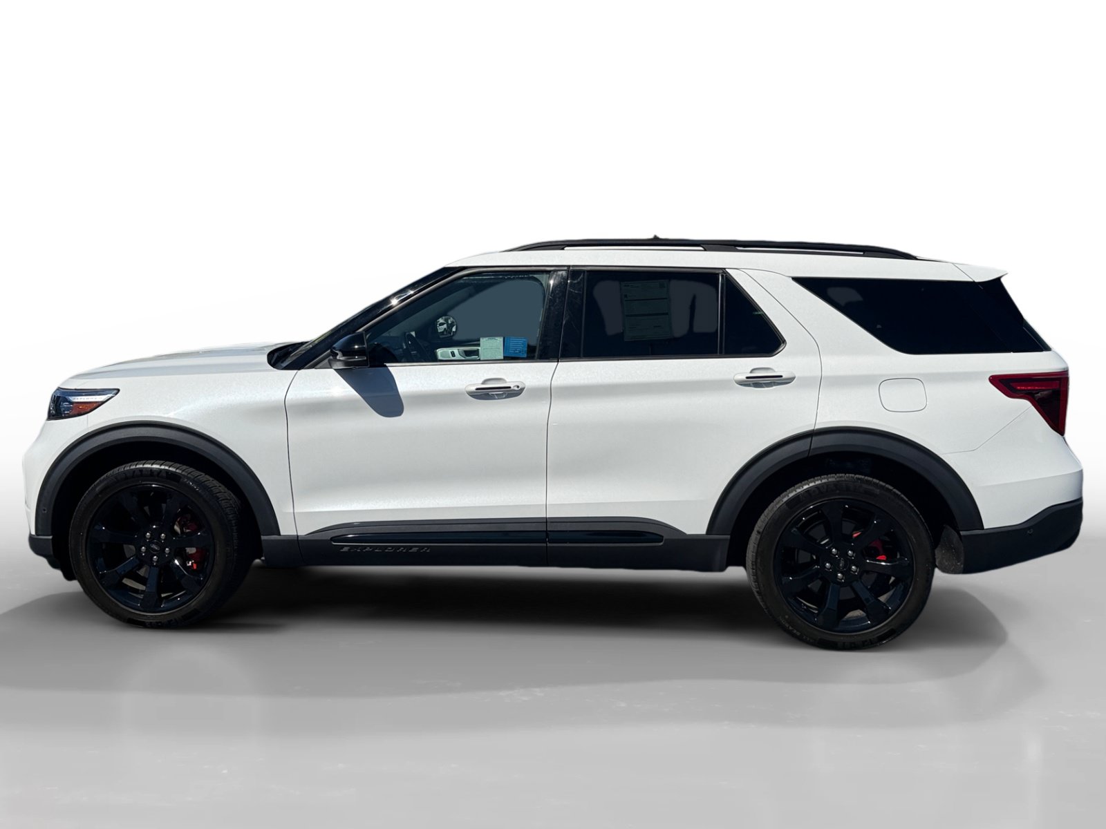 Used 2023 Ford Explorer ST w/ Equipment Group 401A AWD/4WD image 2