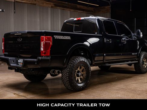 Used 2022 Ford F250 Lariat w/ Tremor Off-Road Package image 9