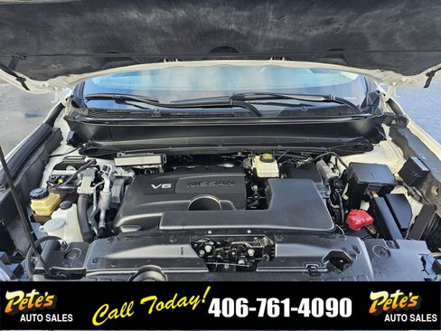 Used 2018 Nissan Pathfinder SV image 24