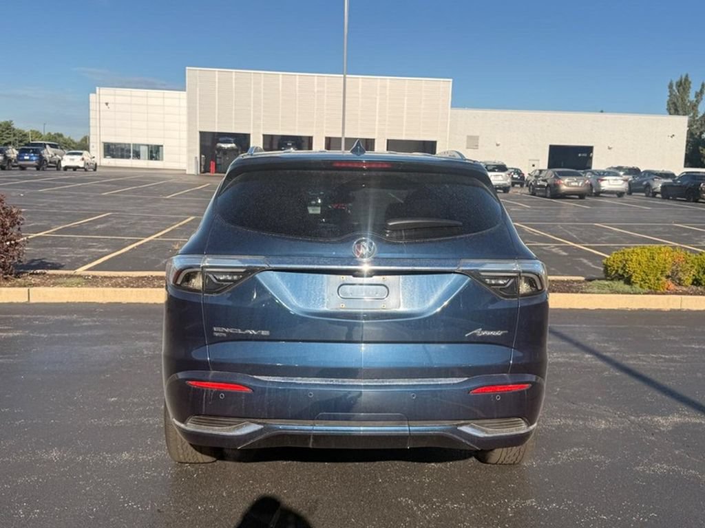Used 2024 Buick Enclave Avenir w/ Avenir Technology Package AWD/4WD image 7