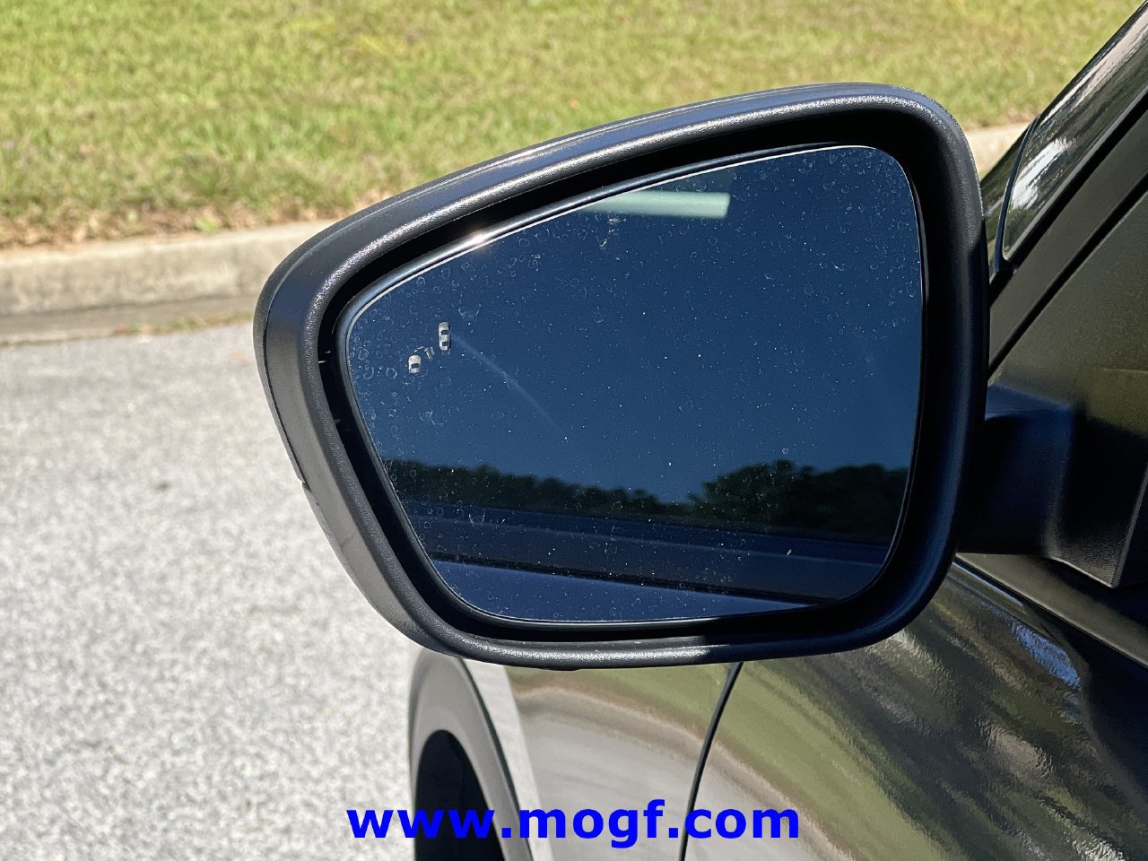 Used 2025 Ford Escape ST-Line FWD image 27