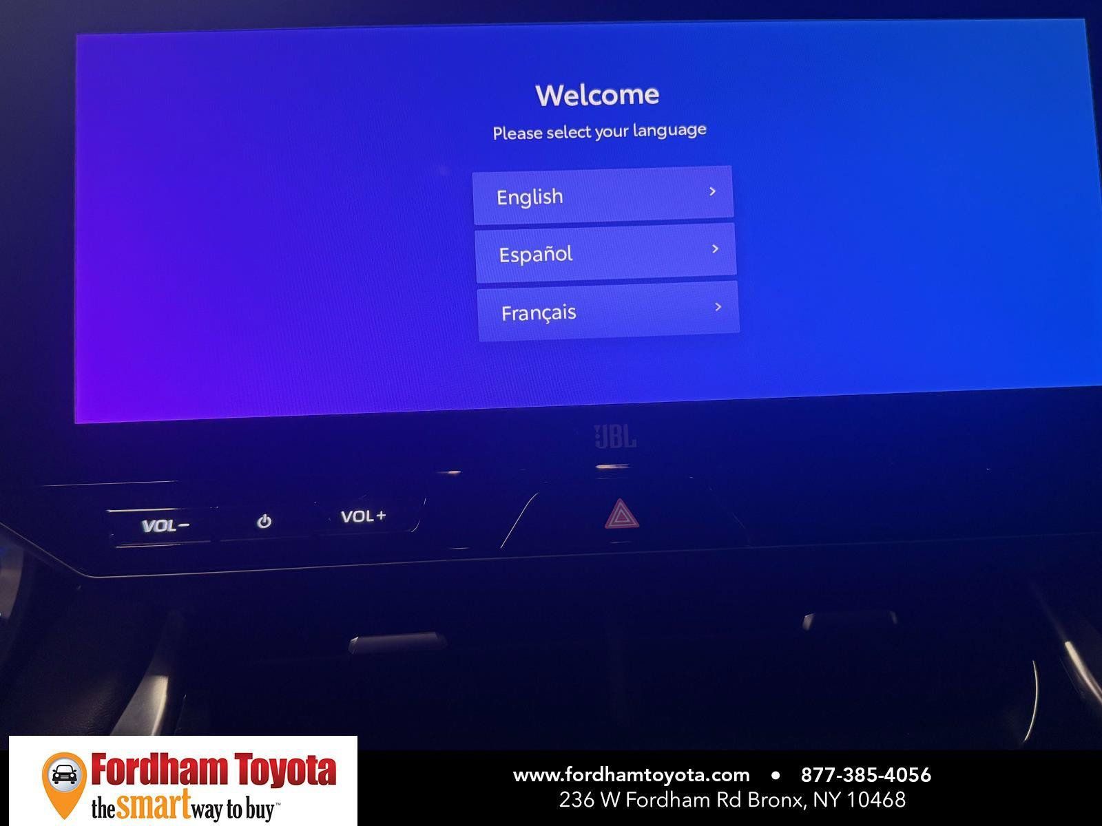 Used 2023 Toyota Venza XLE AWD/4WD image 26