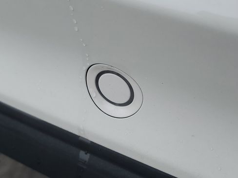 New 2026 Lincoln Corsair Premiere image 6